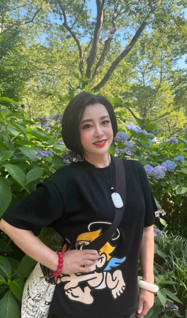 刘晓庆辟谣去世传闻：这什么新闻？我又死了一回吗