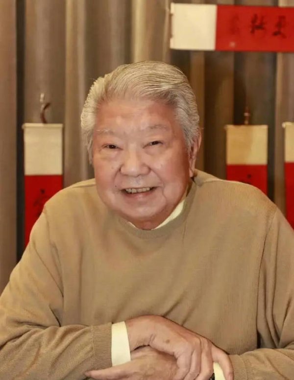 按天十倍配资平台 助理发文回应蔡澜遗产分配：好奇心并非是打听隐私